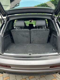 Audi Q7 S-line, 21 kola, druhý majitel - 11