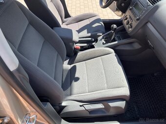 VW Golf 1.4 16V 1.Majitel Comfortline - 11