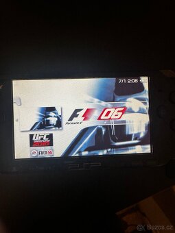 PSP 3004 + Příslušenství - 11