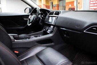 Jaguar F-Pace 2.0D 132kw 4x4 AT/8 2018 - 11