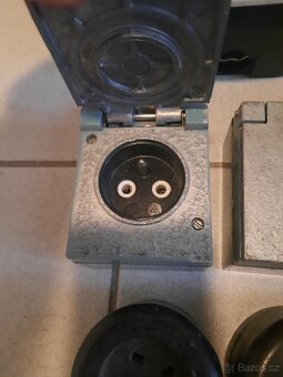 Retro zástrčka,vypínač,zásuvka 220/380V - 11