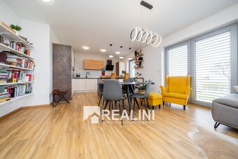 Prodej nového prostorného rodinné domu 4+KK v Bílově - 11