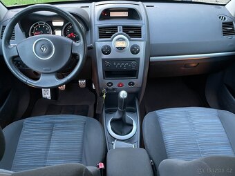 Renault Megane II Kombi 1,6i 16V 82kW - 11