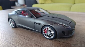 Modely AutoArt a Kyosho 1:18 - 11