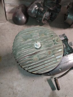 Motor ČZ 250/455 - 11