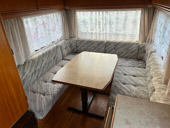 Karavan Wilk De luxe 400 - 11