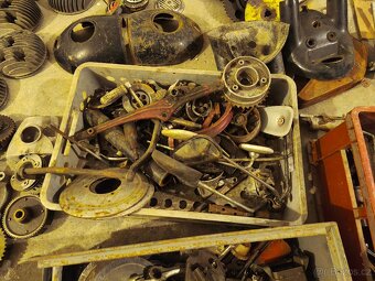 Díly Jawa, ČZ - 11