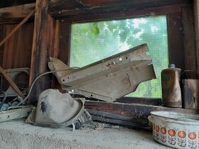 Nové nepoužité dveře Wartburg 353 a další plechařina - 11