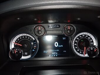 Dodge Ram Big Horn 5.7 Hemi - 11