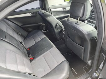 Mercedes-Benz w204 C220 cdi AMG paket  manuál - 11