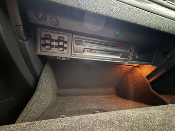 VW Golf 7 Variant Comfortline 1.6 TDI 85kW - 11