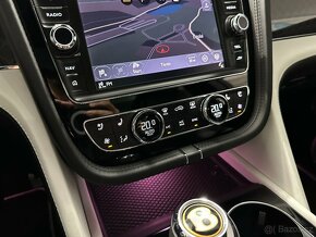 Bentley Bentayga 4,0 V8 404KW DESIGN SERIES 1.MAJ DPH - 11