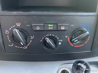 Peugeot Expert 2.0 HDi L2H1, klima, DPH - 11
