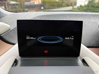 BMW i3 120Ah 2021 NAVI PROFI, KEYLESS, ADAPT TEMPOMAT a LED - 11