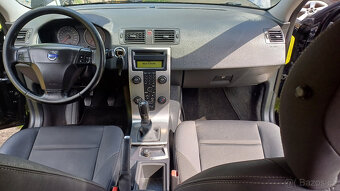 Volvo V50 1.6D 80KW Zachovalé a Spolehlivé Auto - 11