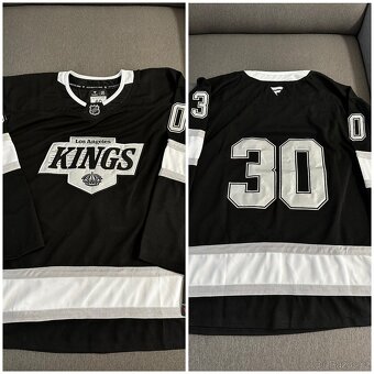 NHL dresy - 11