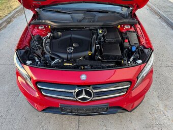 Mercedes-Benz GLA 220 4-MATIC AMG AT 125kw - 11