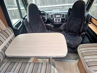 Obytné auto, karavan - 11