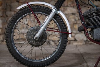 JAWA 250/652 ''SOUTĚŽNÍ TRUBKA'' - 11