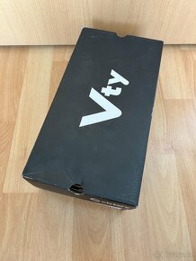 Šedé tenisky Vty 36 - 11