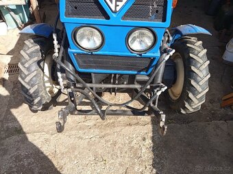 Malotraktor Bělorus 220 - 11