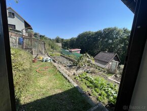 Zahrada se zděnou chatou, 392m2, Domažlice - 11