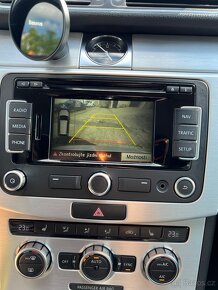 VW passat b7 2.0 tdi 103kw DSG - 11