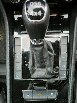 Škoda Superb Combi 2.0 TDi 140kw 4x4 DSG Laurin & Klement - 11