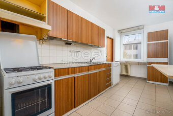 Prodej rodinného domu 6+1, 142 m², Praha 8 - Kobylisy - 11