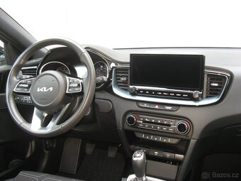 Kia Ceed 1.5i T-GDI 160PS Edice 30 - 11