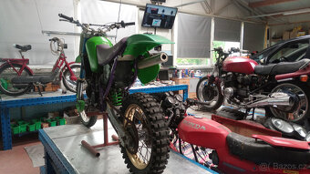Kawasaki kx 500 - 11