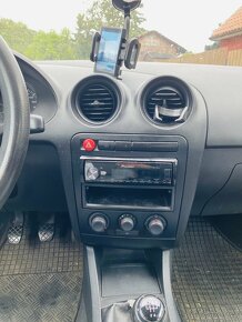 Seat Ibiza III, 1.2 - nájezd 172tkm - 11