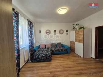 Prodej rodinného domu, 188 m², Králův Dvůr, ul. 5. května - 11