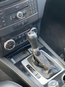 MERCEDES BENZ GLK 320 CDI - 11