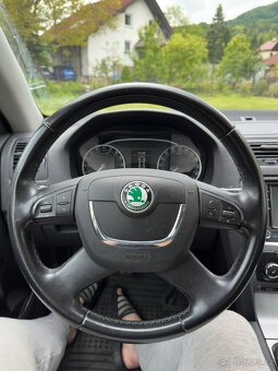 Škoda Octavia 2 Facelift | Malý nájezd kilometrů - 11