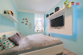 Prodej bytu 3+1, 60 m², Cheb, ul. Mánesova - 11