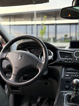 Peugeot 3008 - 11