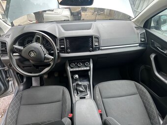 prodám Škoda karoq 2.0tdi 110kw na opravu - 11