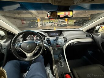 Honda Accord 8g 2.0 VTEC sedan - 11