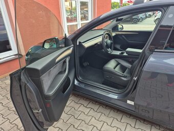 Tesla Model Y Long Range 378kW SOH 92,4%(ODPOČET DPH) - 11
