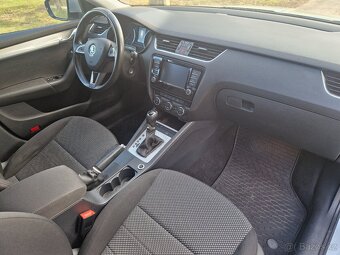 Škoda Octavia 1,6 TDI 81kW DSG Ambition Combi - 11