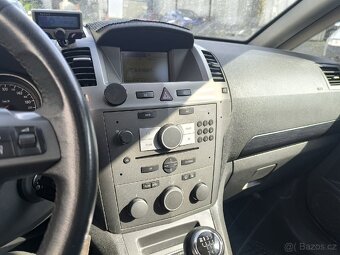 Opel Zafira - 11