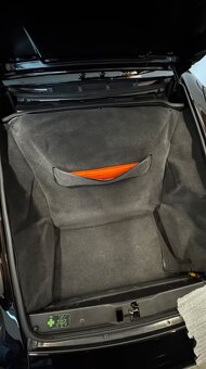 Porsche 911 (993) Carrera 2 - 11