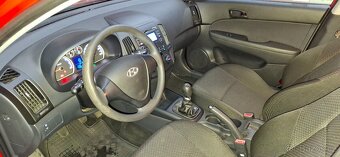 Hyundai i30 2010 1.4 Benzin 74 tis KM - 11