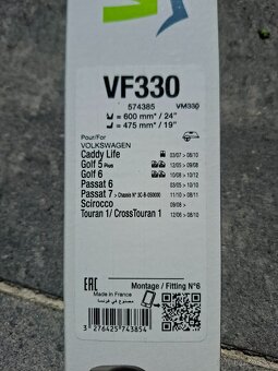 Přední světlomety Hella na VW Golf 6 - 11