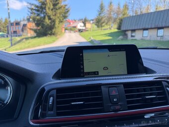 BMW 220i kabriolet - 11