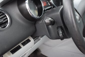 PEUGEOT 5008 1.6i 115KW/MANUÁL/ČR PŮVOD/2X SADY KOL/SERVISKA - 11