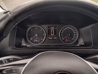 Volkswagen Transporter T6 2.0TDI - 11