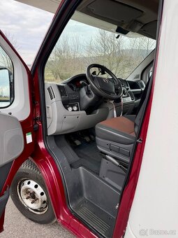 Prodám obytné auto - 11