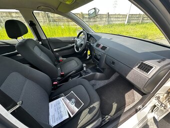 ŠKODA FABIA 1.4 16V - 11